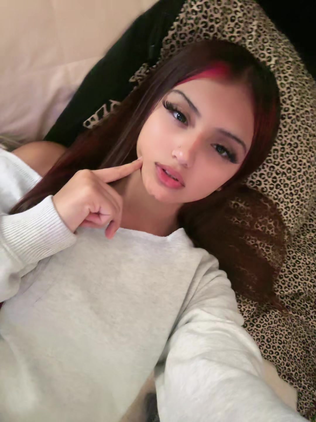 @𝐌ꨄ