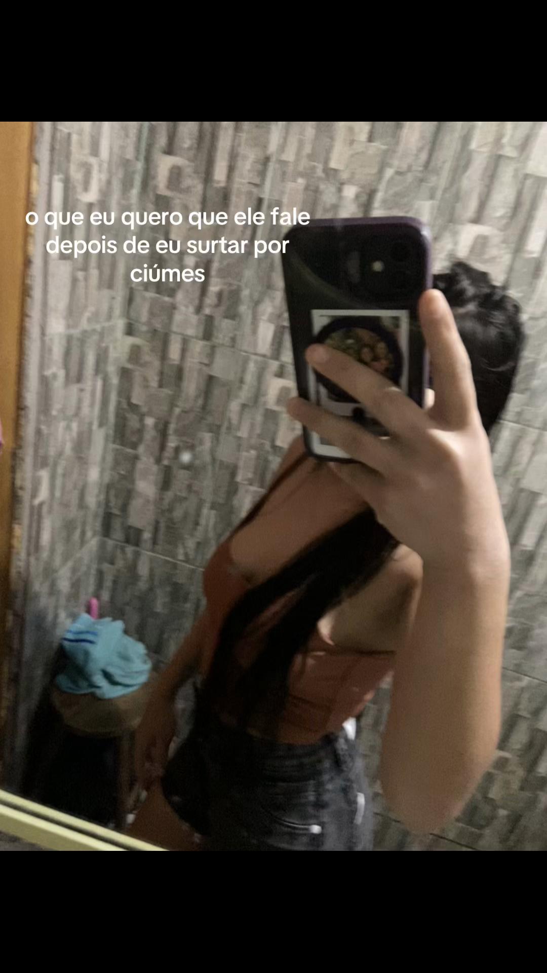 @taisinha_