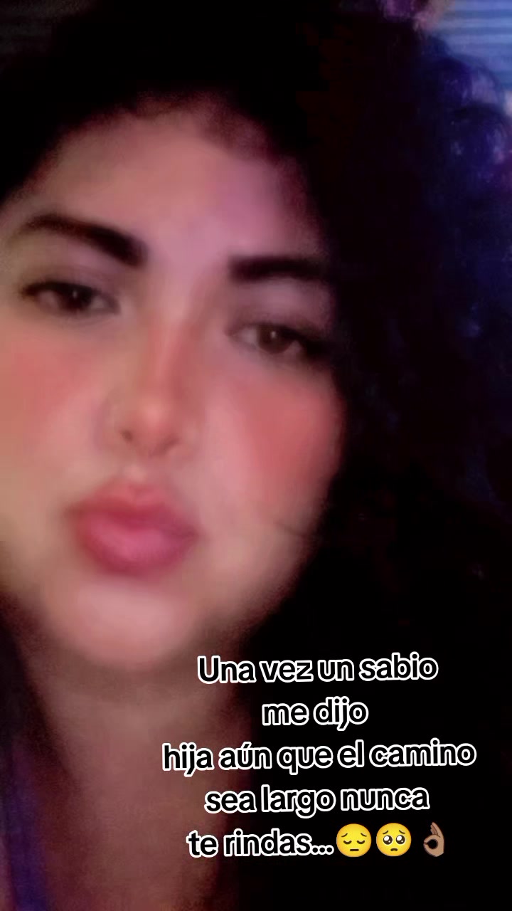 @Nickii tú nena hermosa 💞