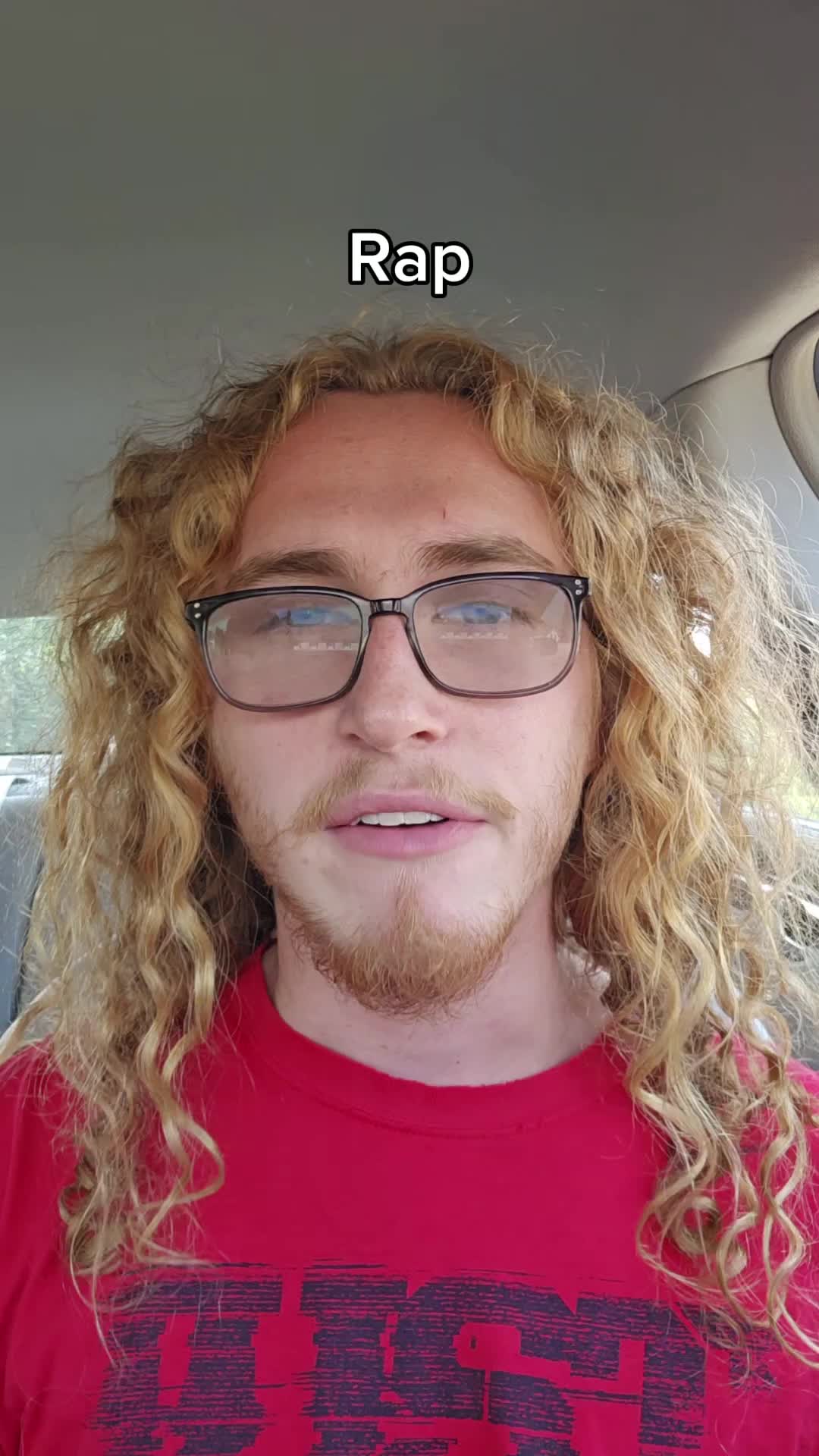 @GoldieGl0cks