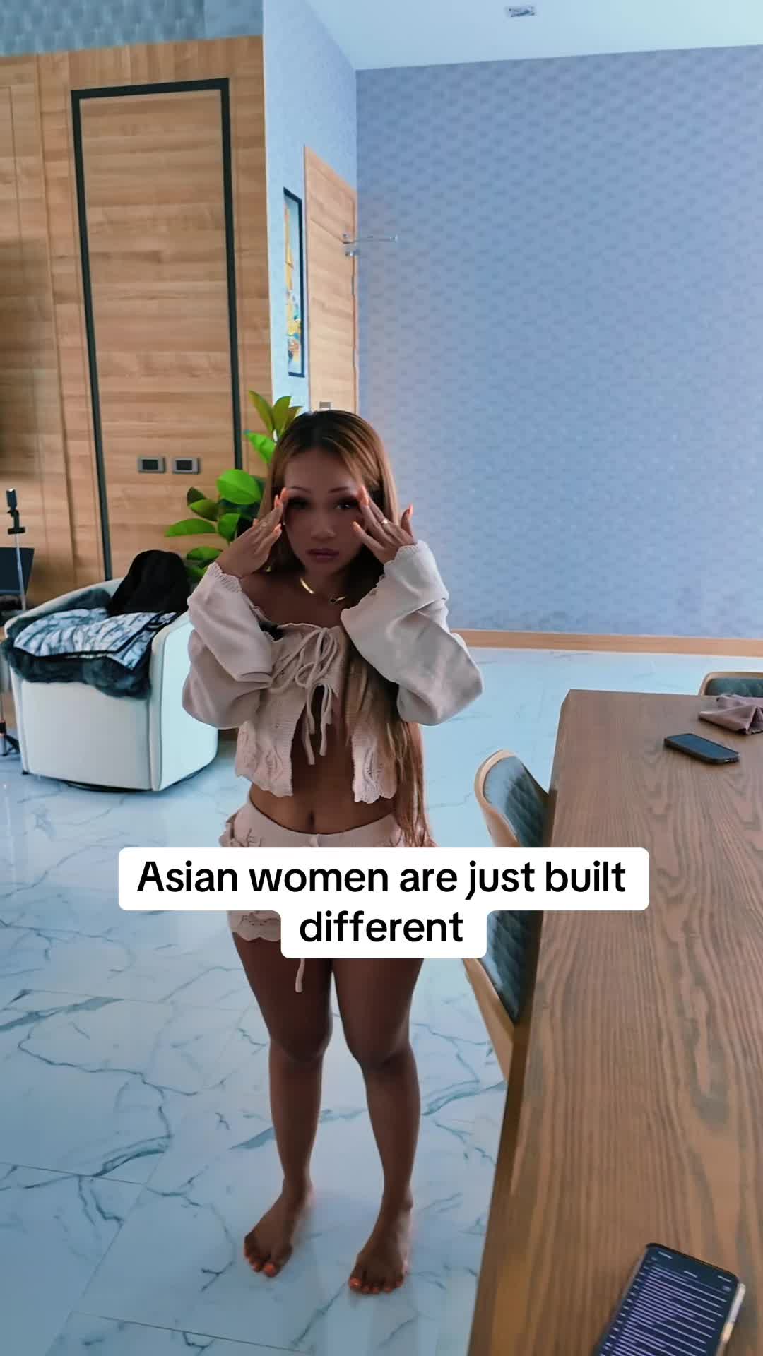 @ZURI AKI