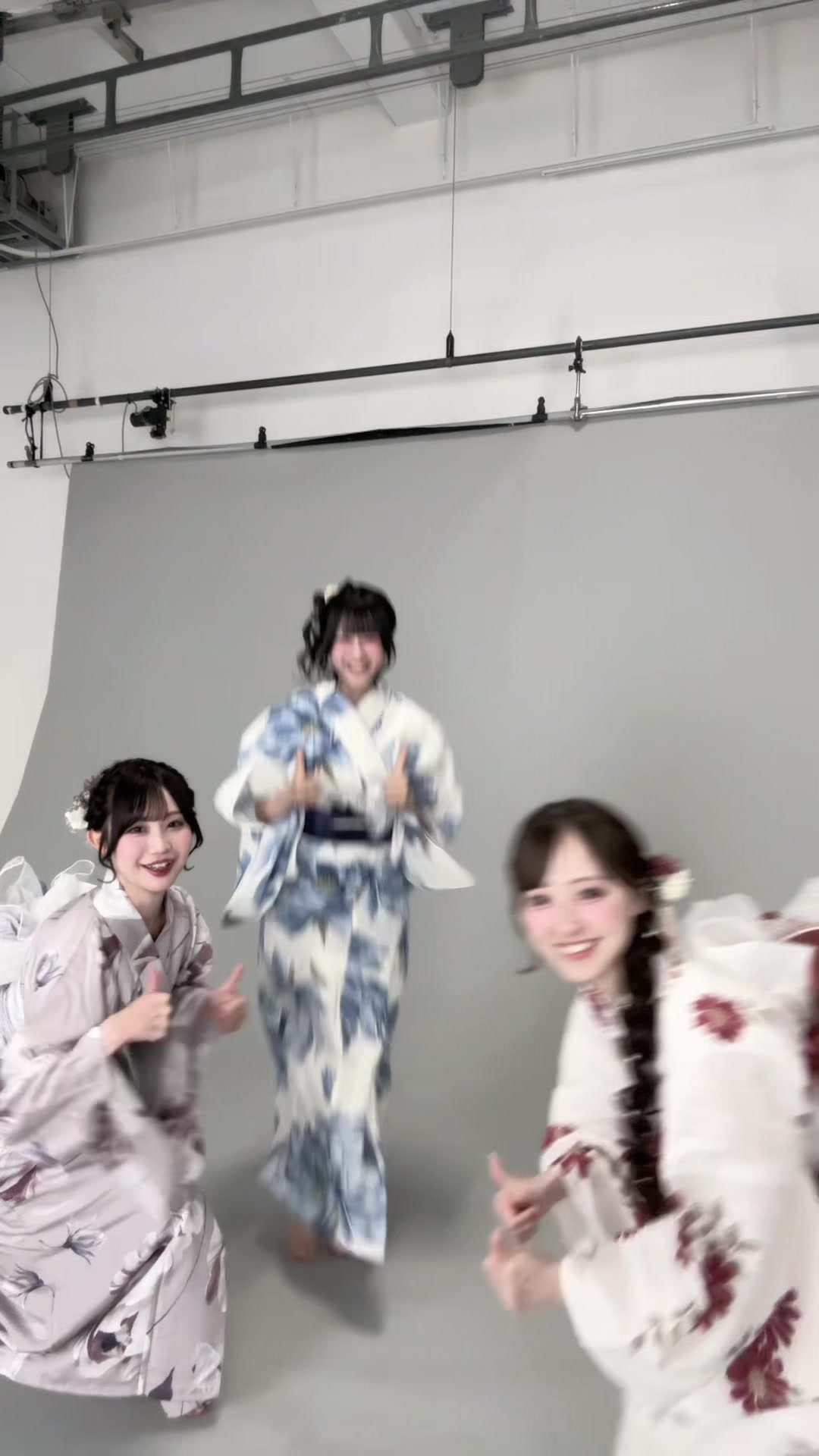 @澪織にいな