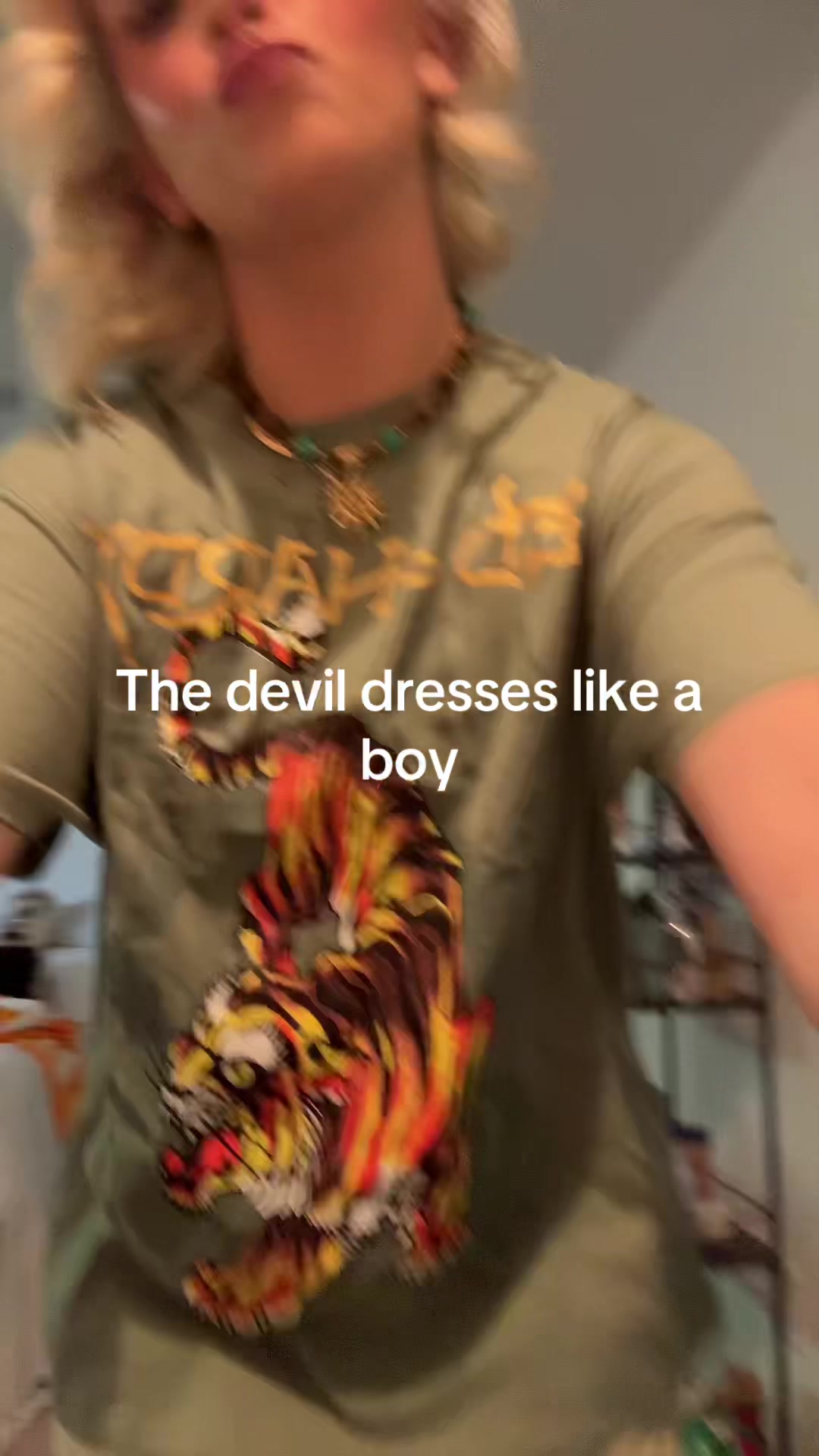 @whitneyagar2