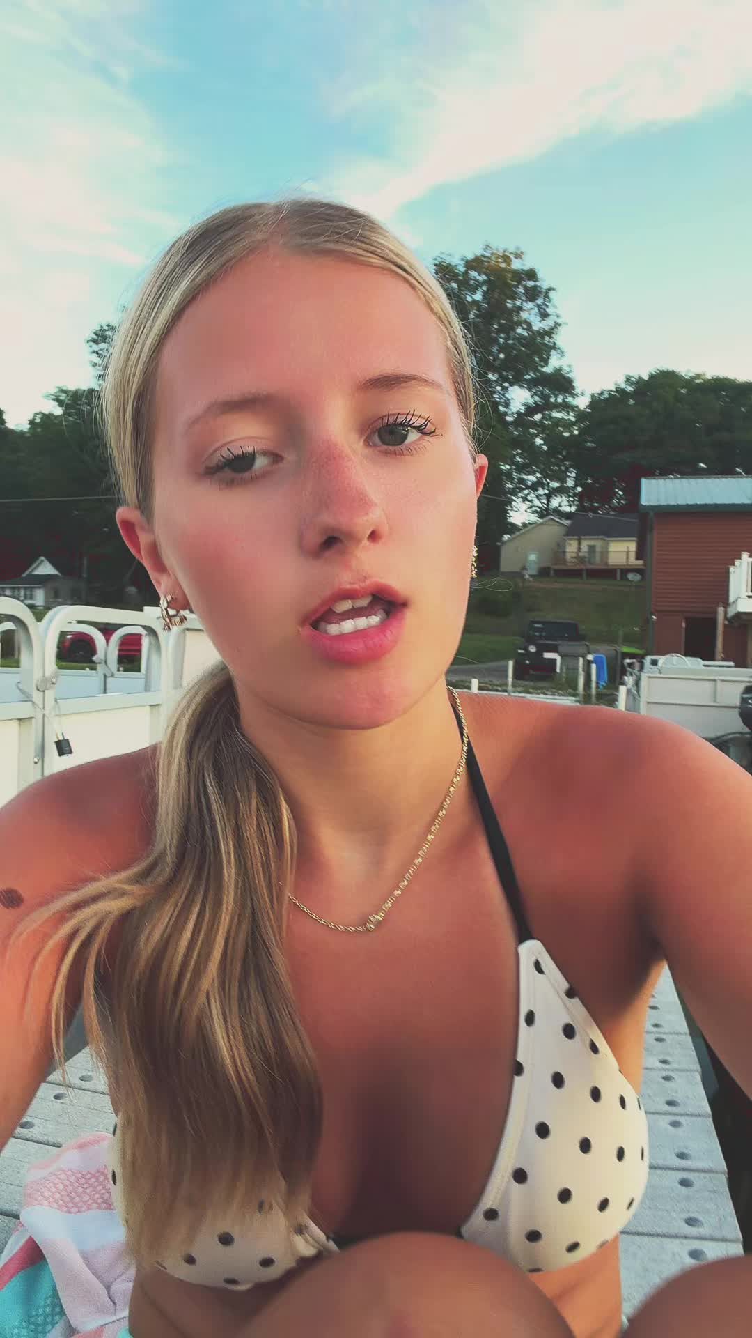 @sarriforpartyyrockinn