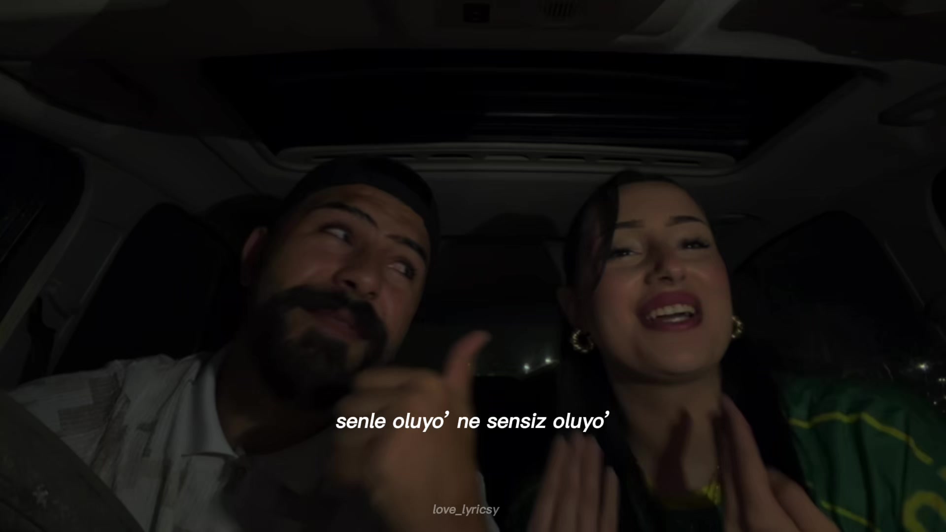 @Sabrina 🤍 Beto
