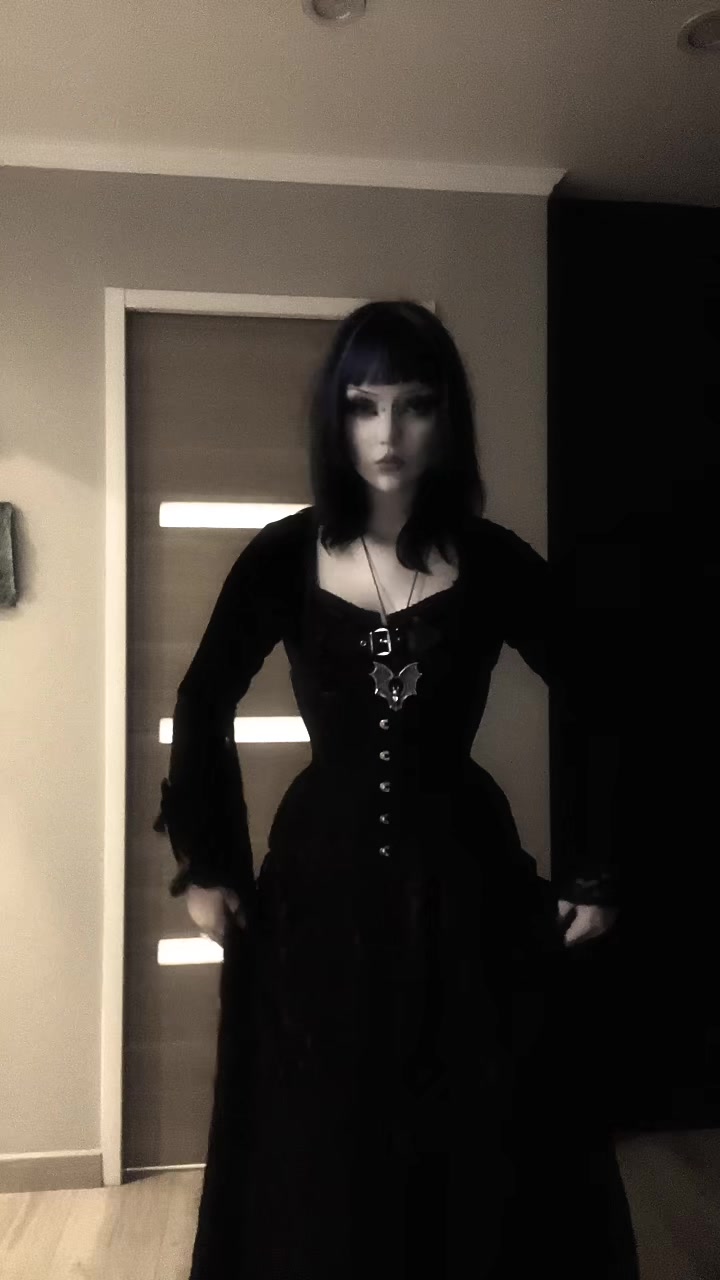 @⦻🦇KYO🕷️⦻