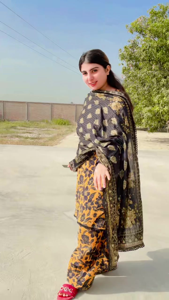 @sania khan