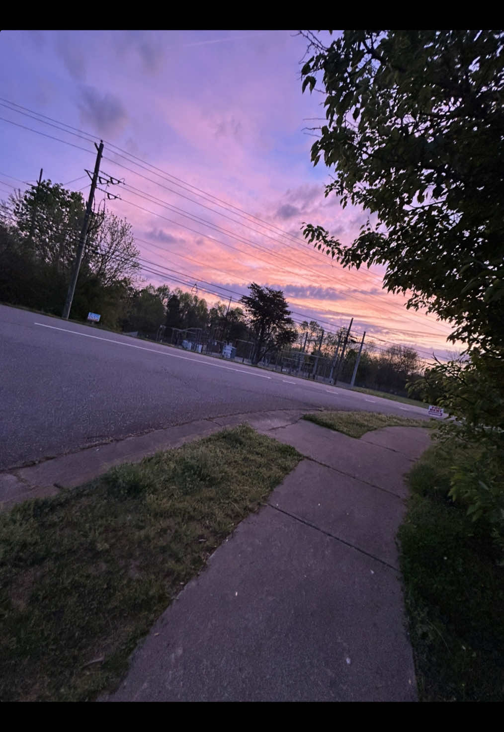@DellaGrace ✝️