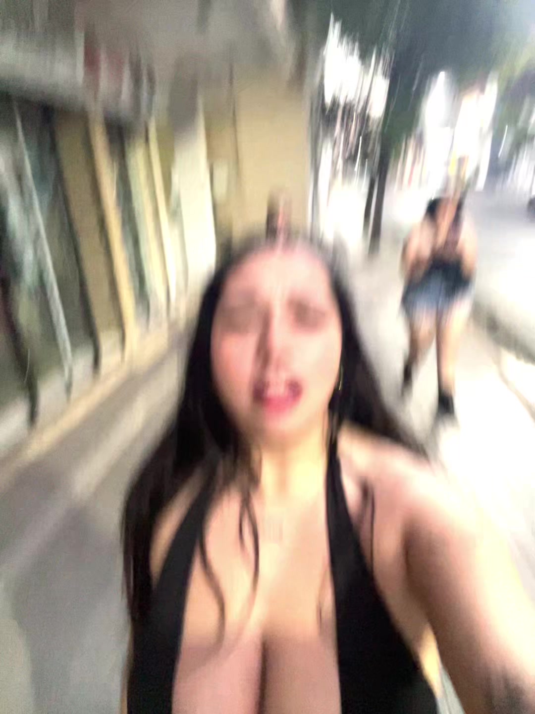 @VALENTINA💋