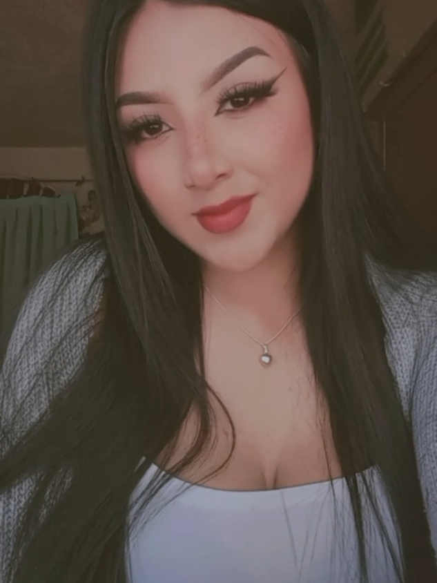 @𝓘𝓽𝔃𝓮𝓵 𝓛𝓸𝔃𝓪𝓷𝓸💋