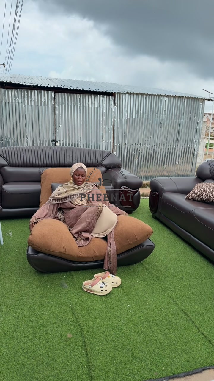 @furniture by pheenat jos
