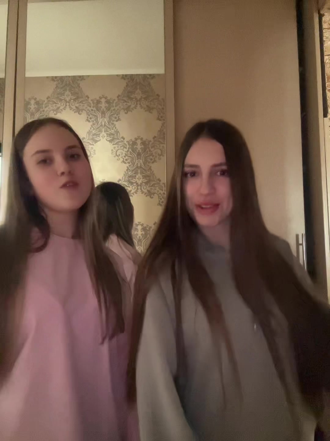 @Нелика