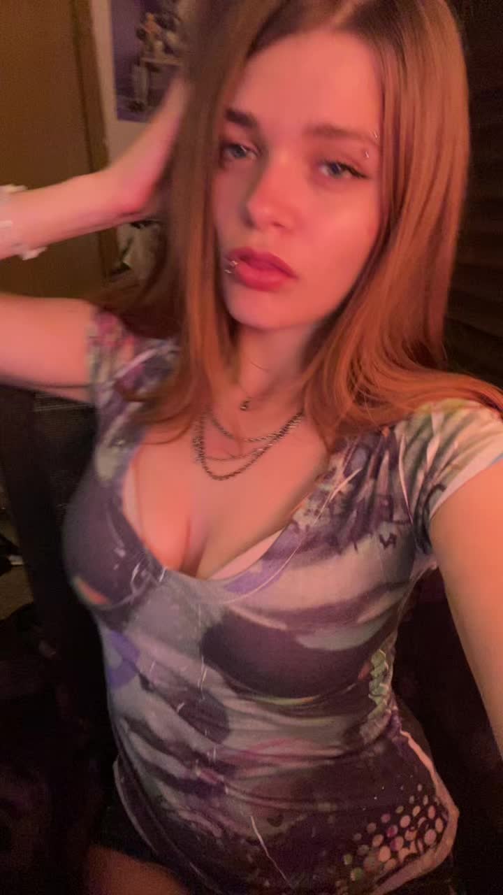@Faye 🦇