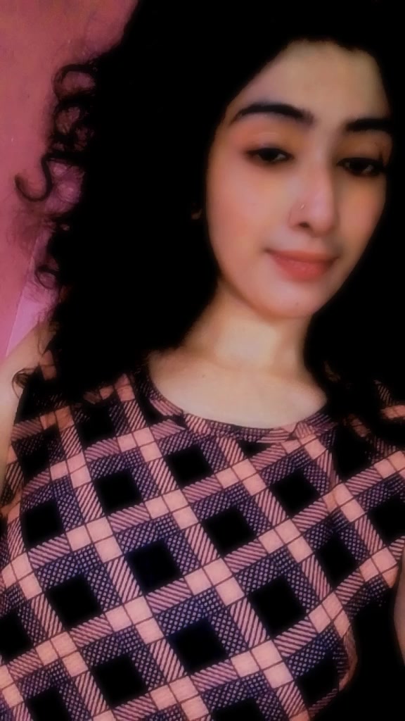 @dhinu queen 👑...