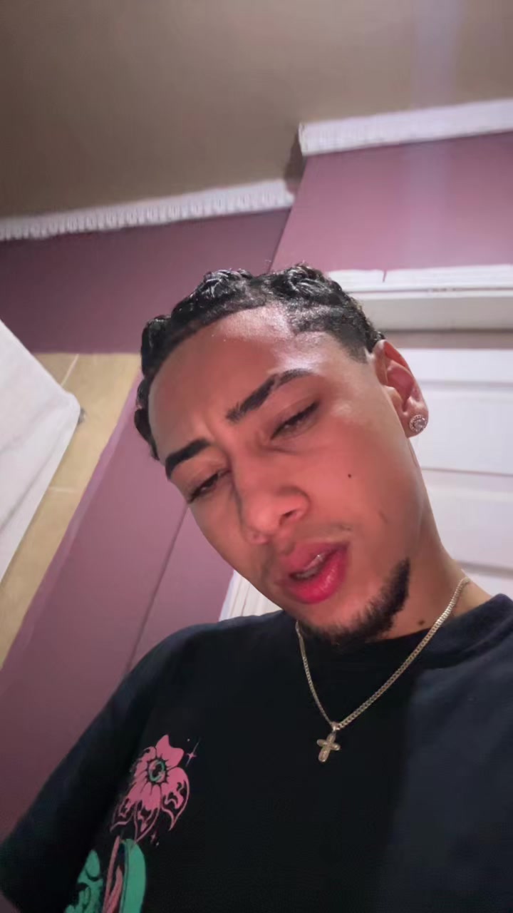 @Angelito🇭🇳🤴🏽