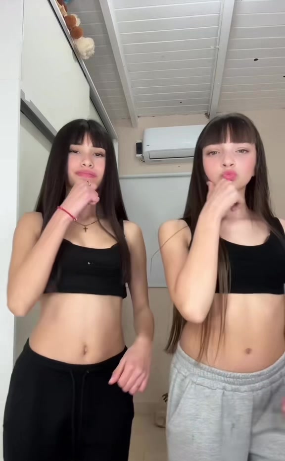 @𝒱𝒶𝓁𝑒𝓃𝓉𝒾𝓃 𝓉𝑒 𝒶𝓂𝑜
