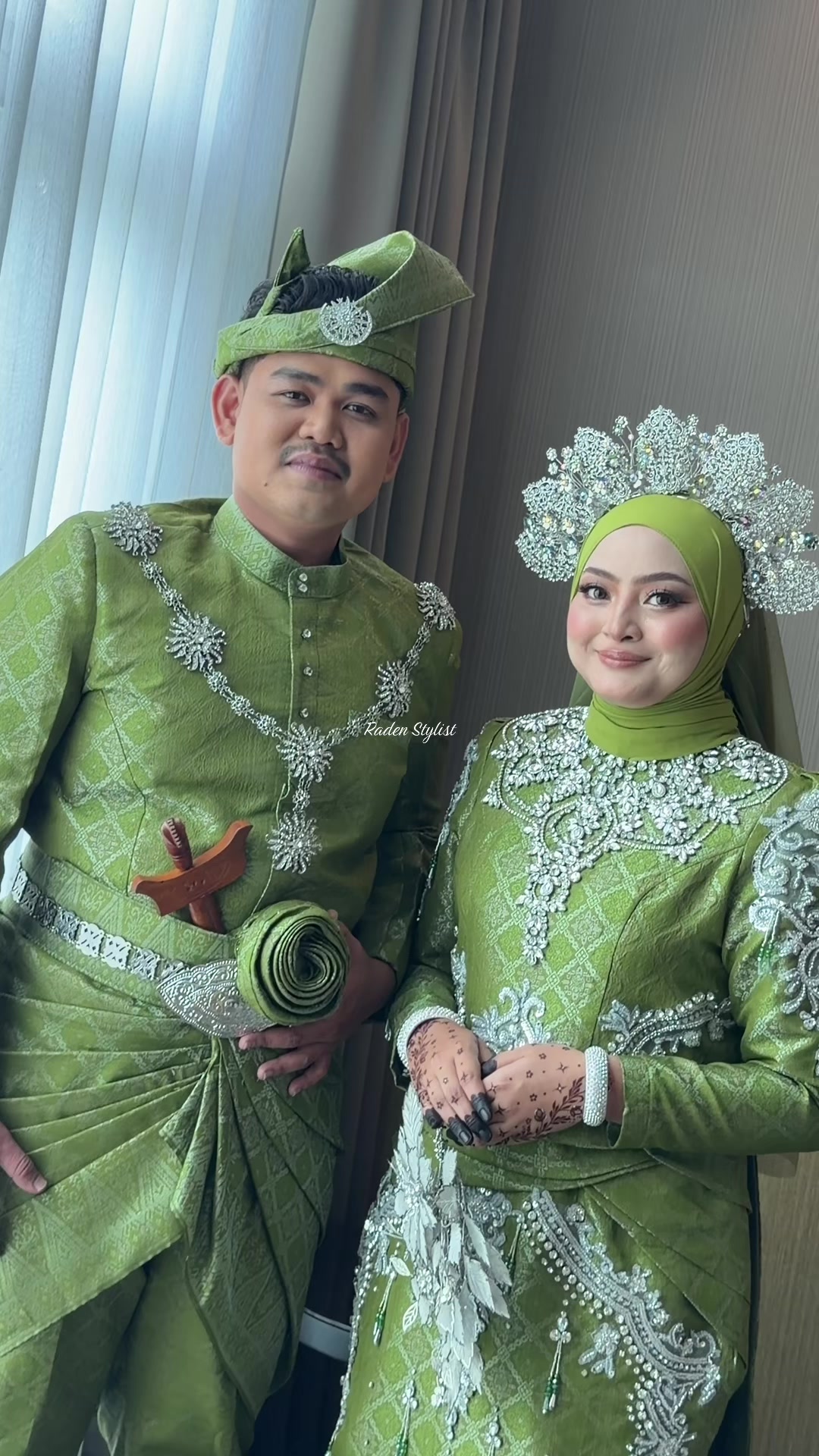 @Raden_GroomStylist