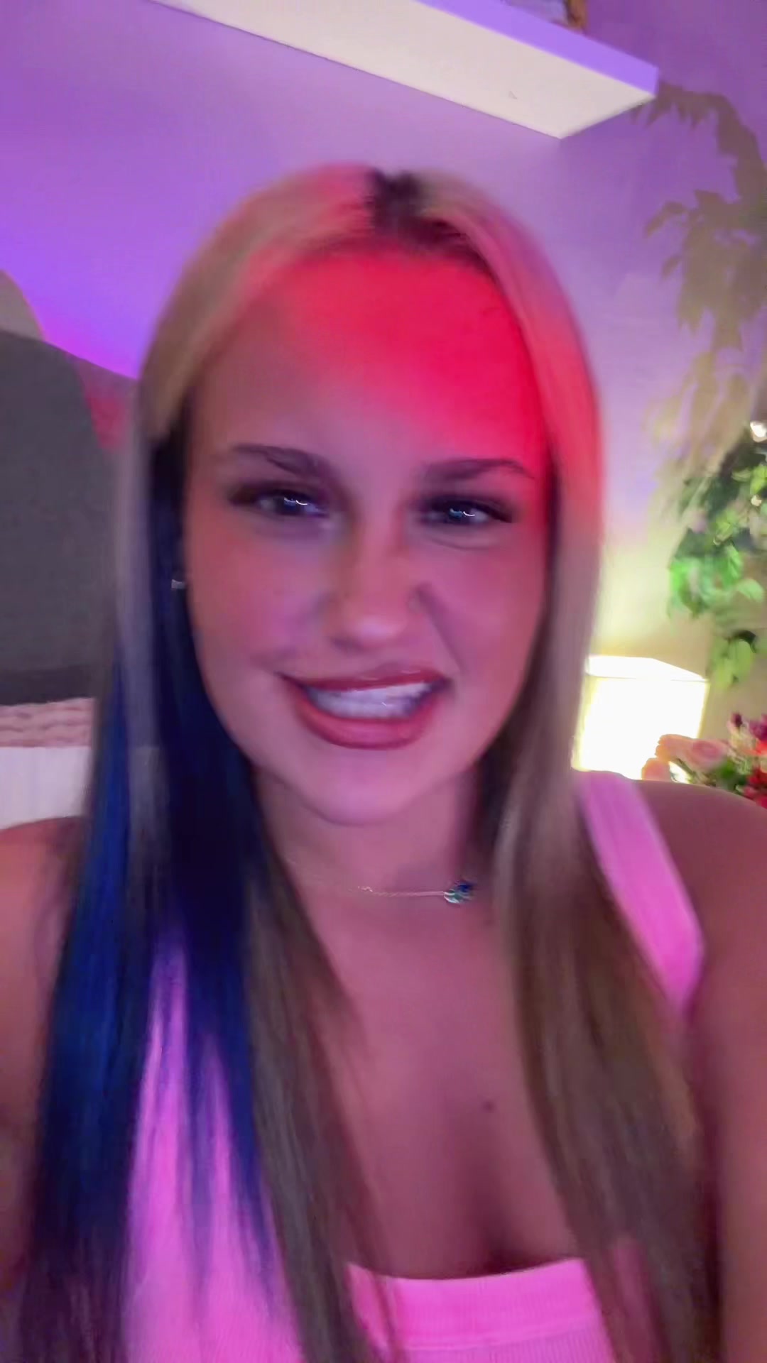 @𝐭 𝐚 𝐲 𝐥 𝐨 𝐫