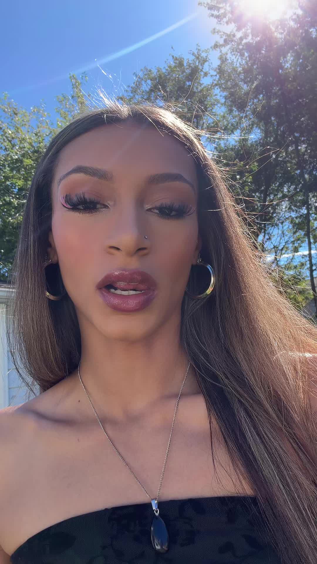 @carleeebaee