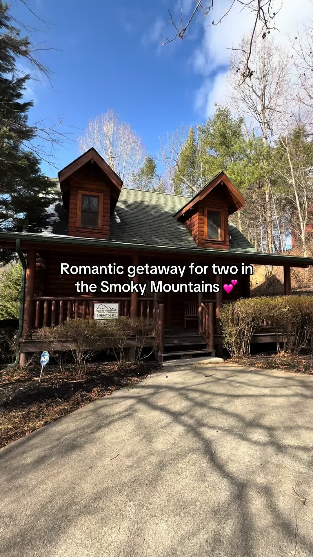 @SmokyMountainDreamVacation.com