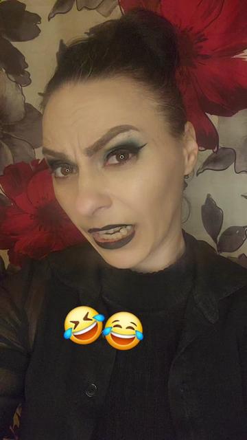 @VintageWifey