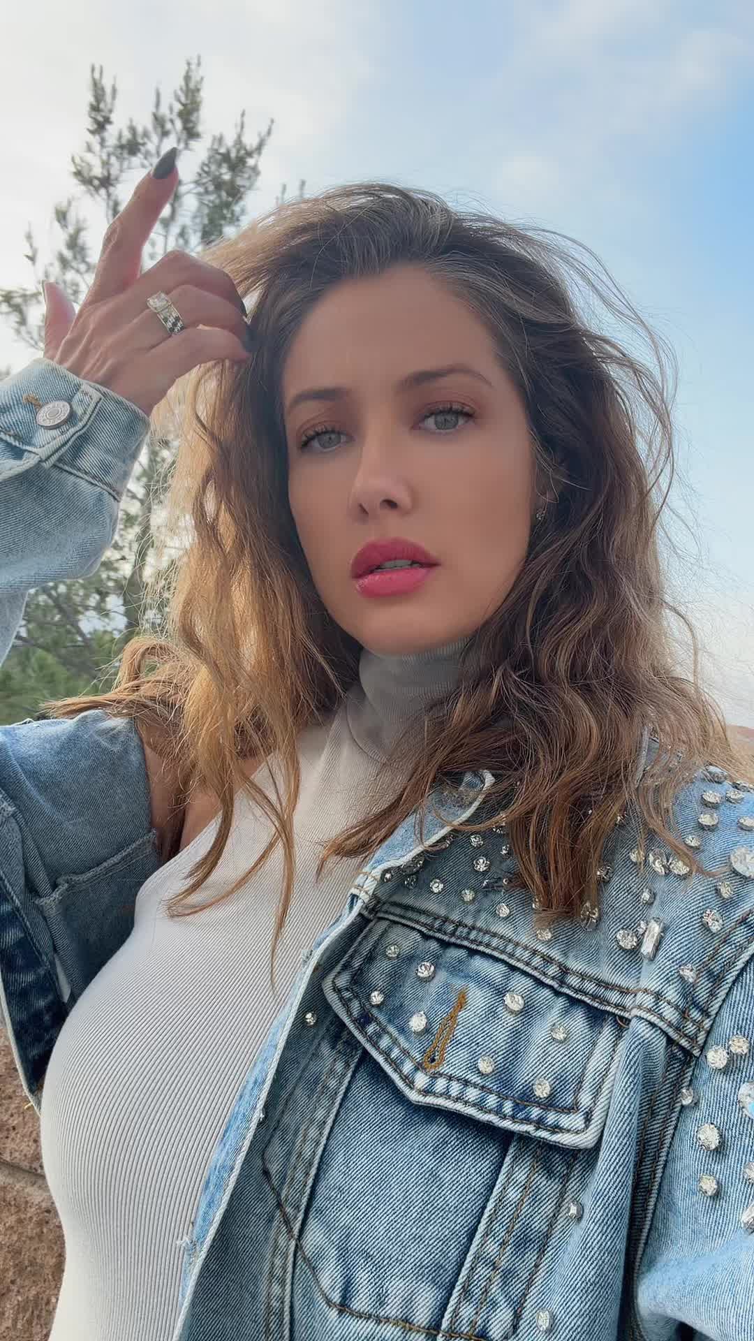 @Dani Nicole*Nicky*🐼🤠💃👑♥️