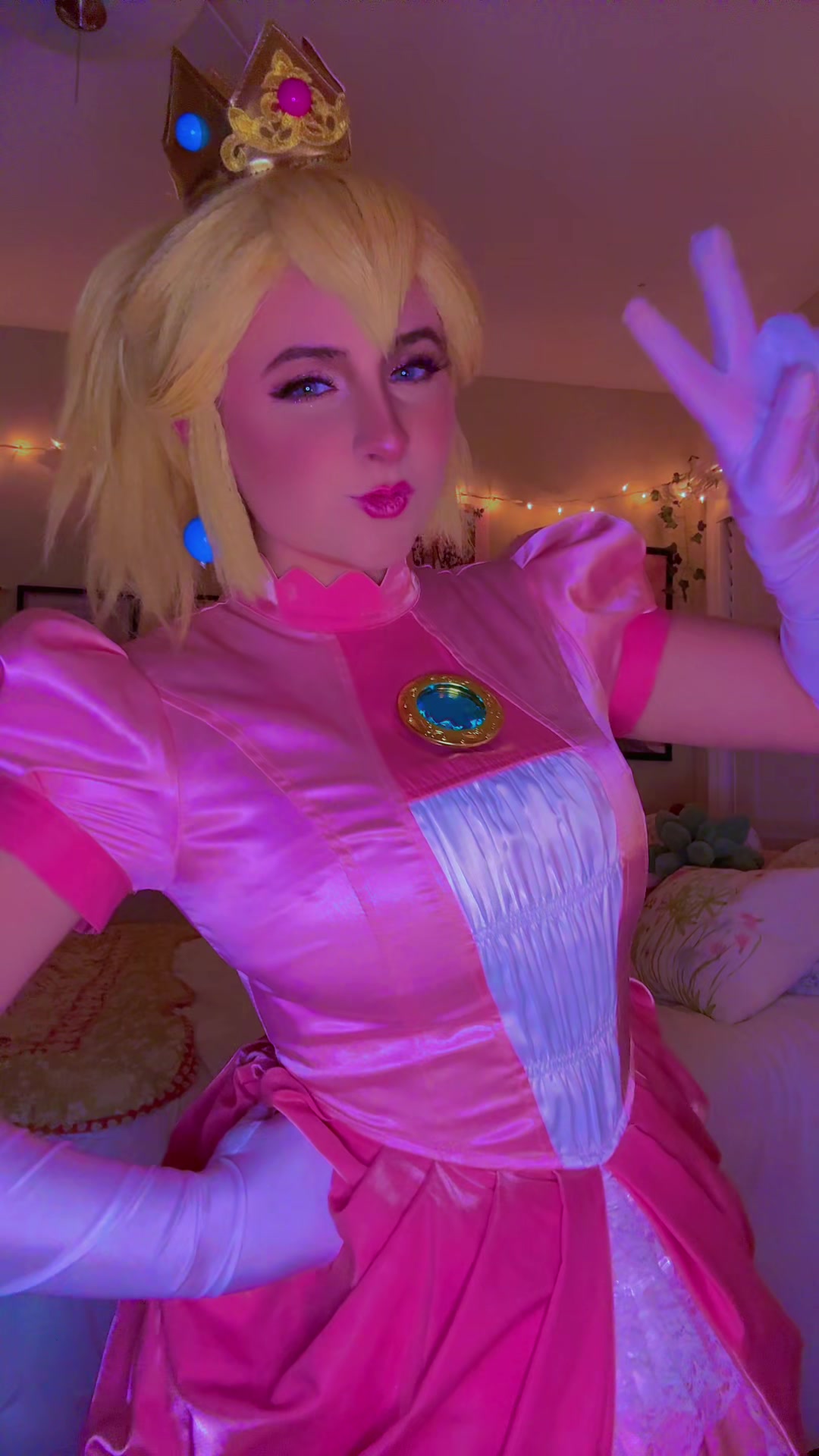 @charliesewscosplays