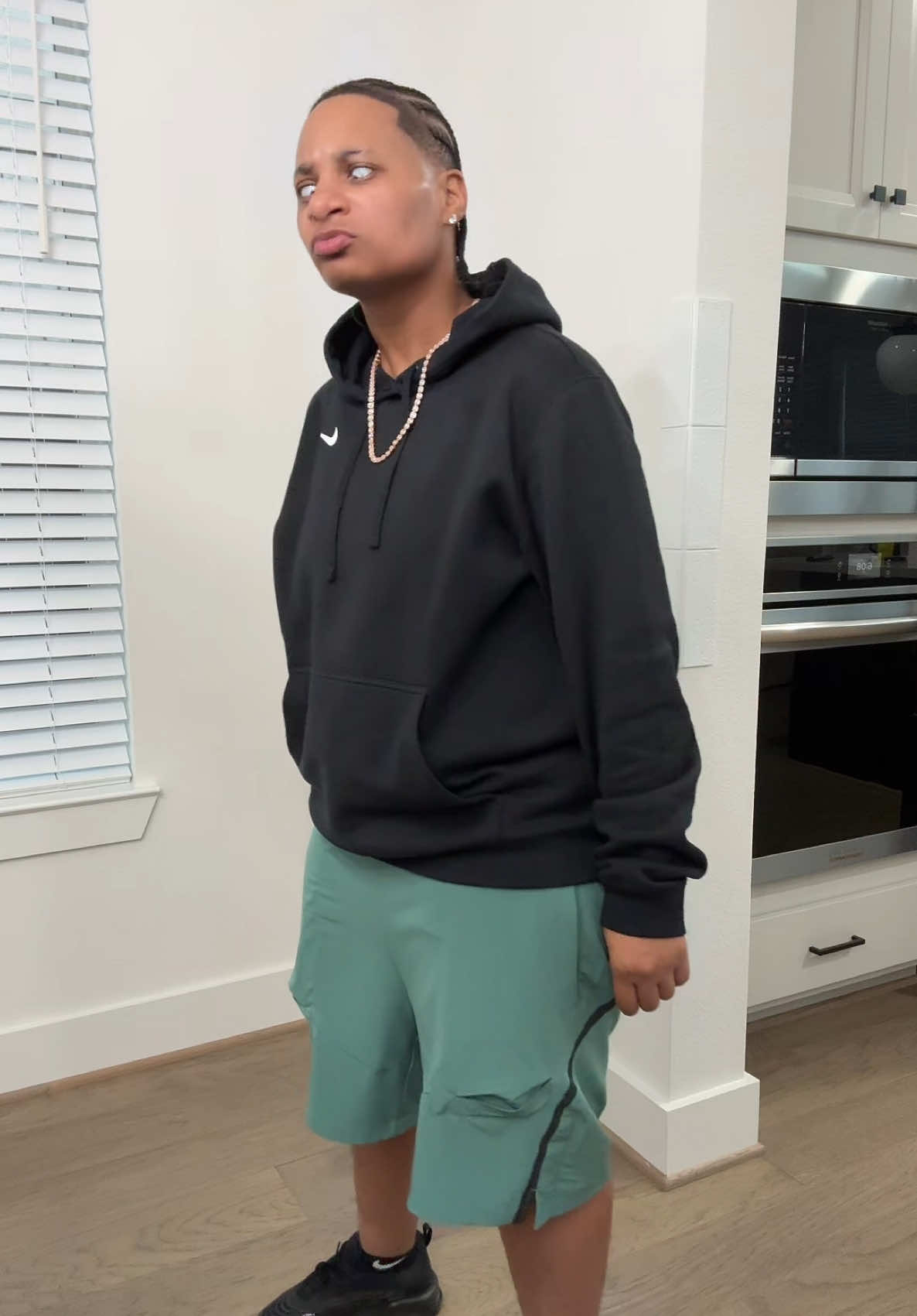@AprilLitTV