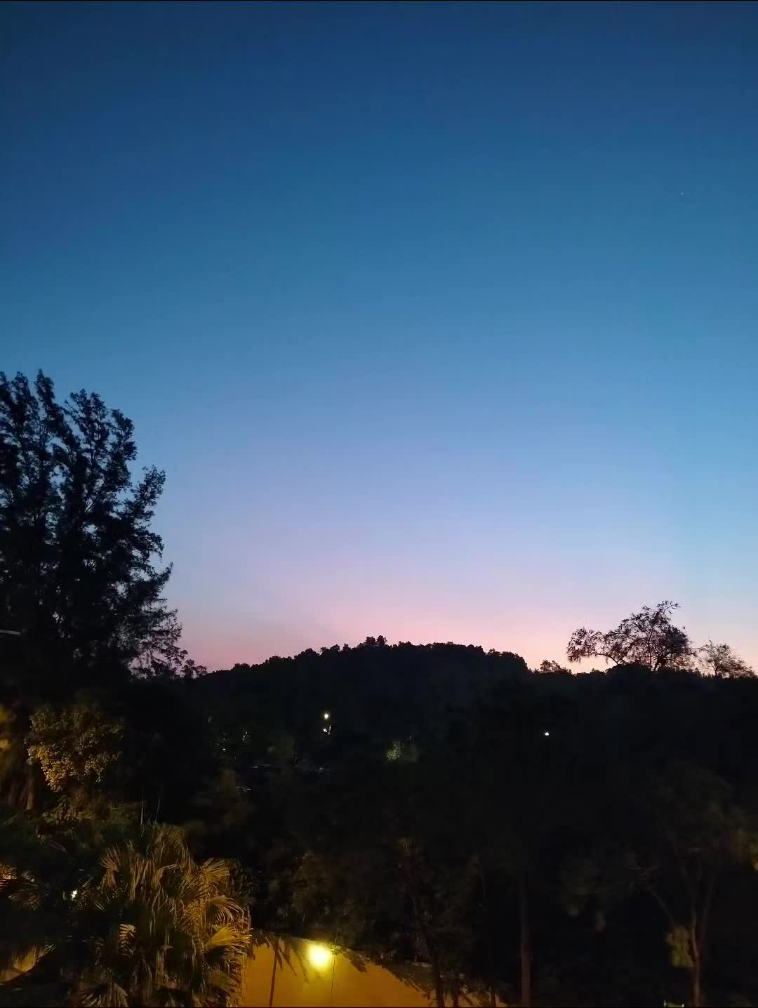 @dhesri73