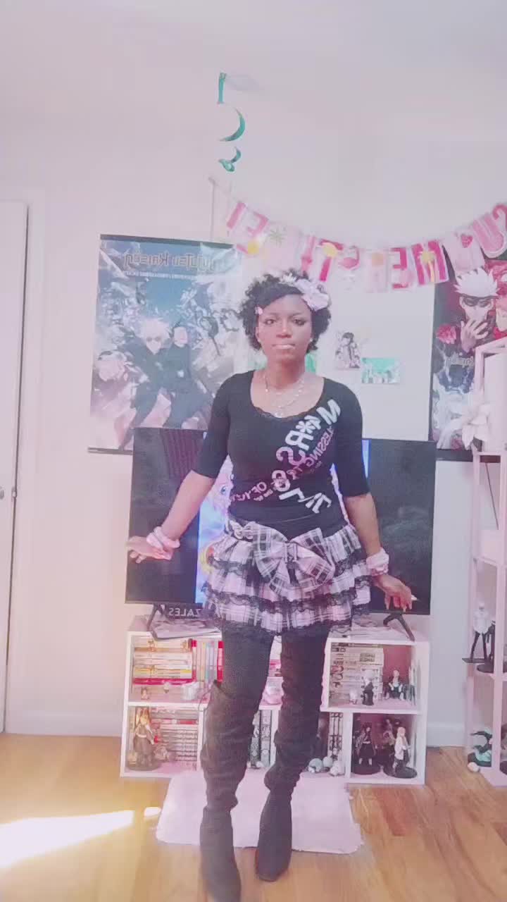 @ᕱ👑ᕱ