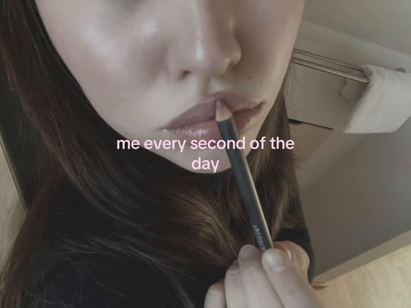 @️🪽
