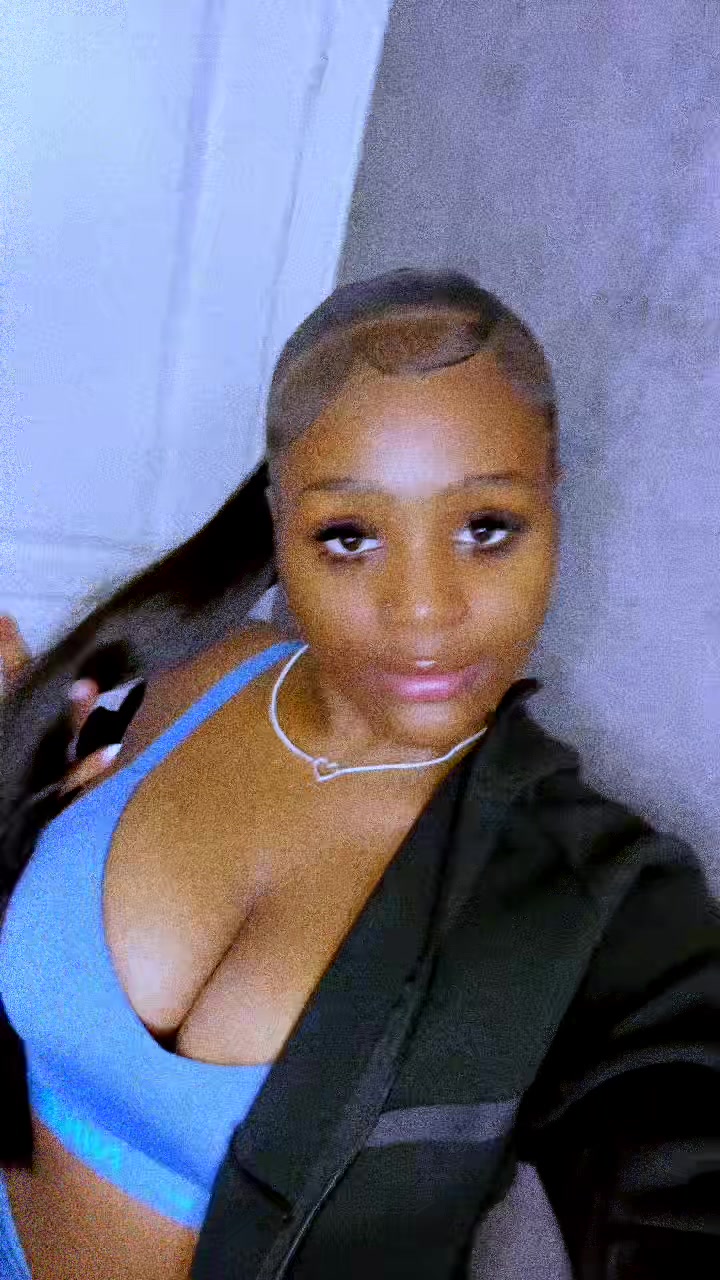 @Baby jay 💋