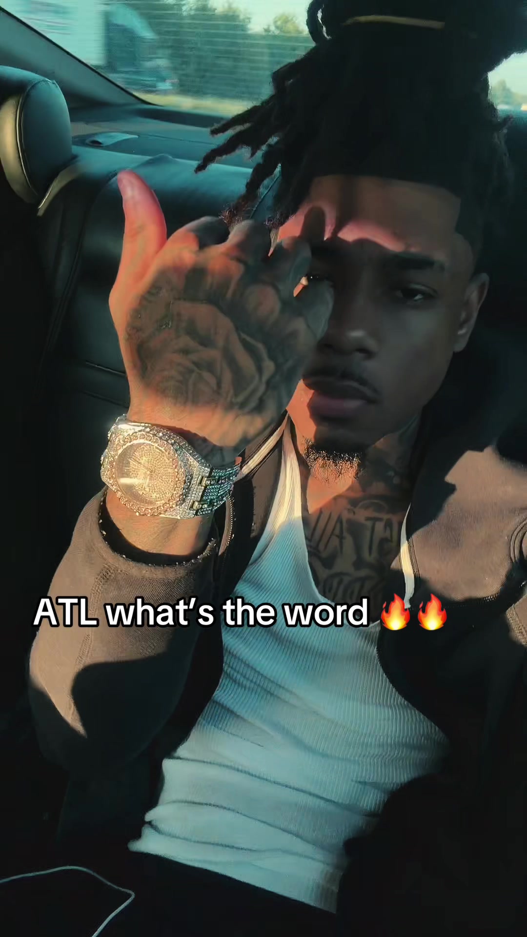 @FamousTrayski