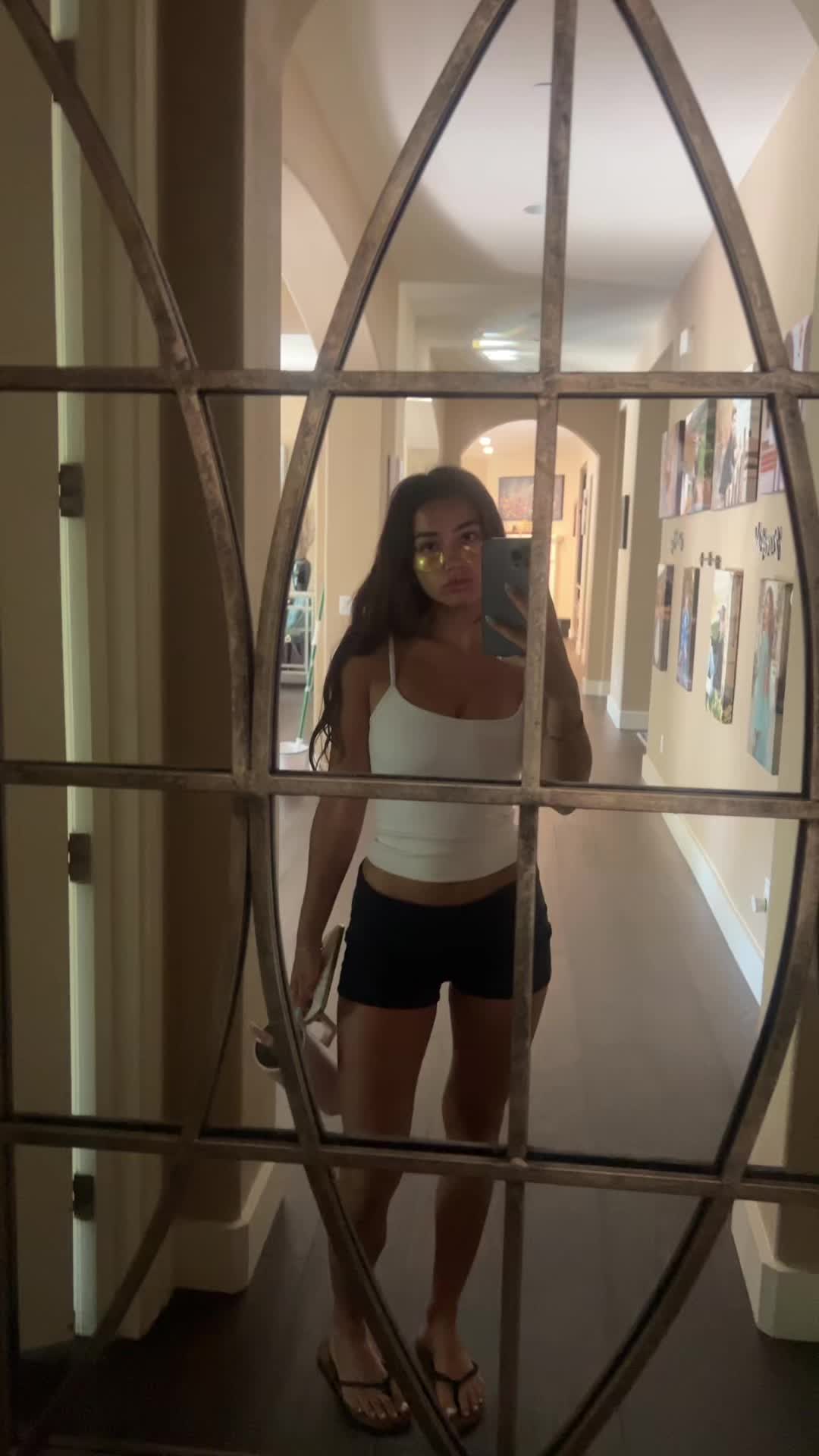 @Eva Giannani
