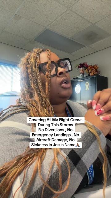 @Loni B✨