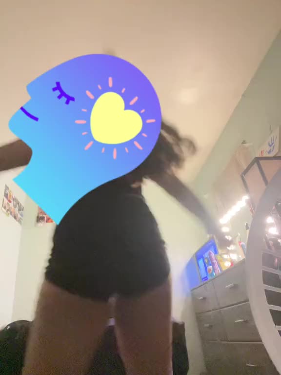@Younghos4life2