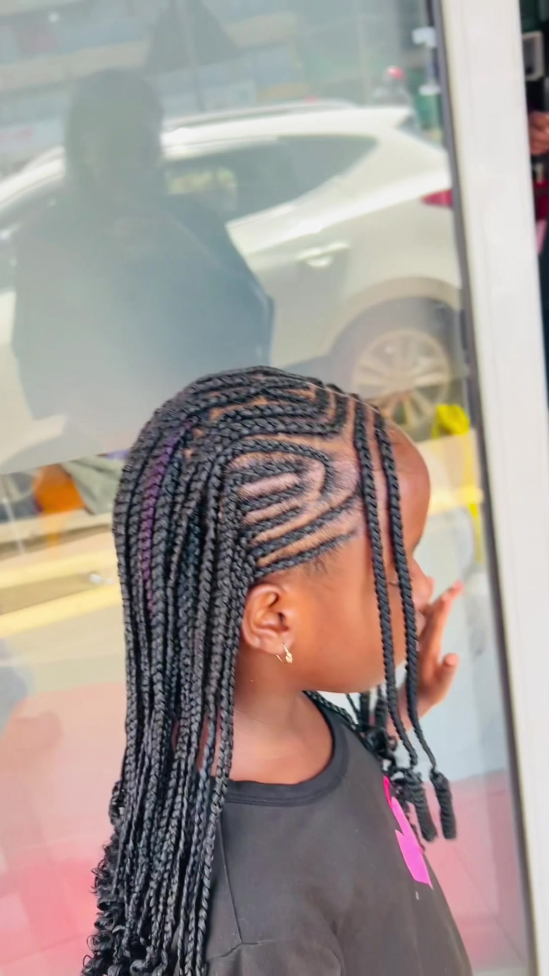 @Nik Salon