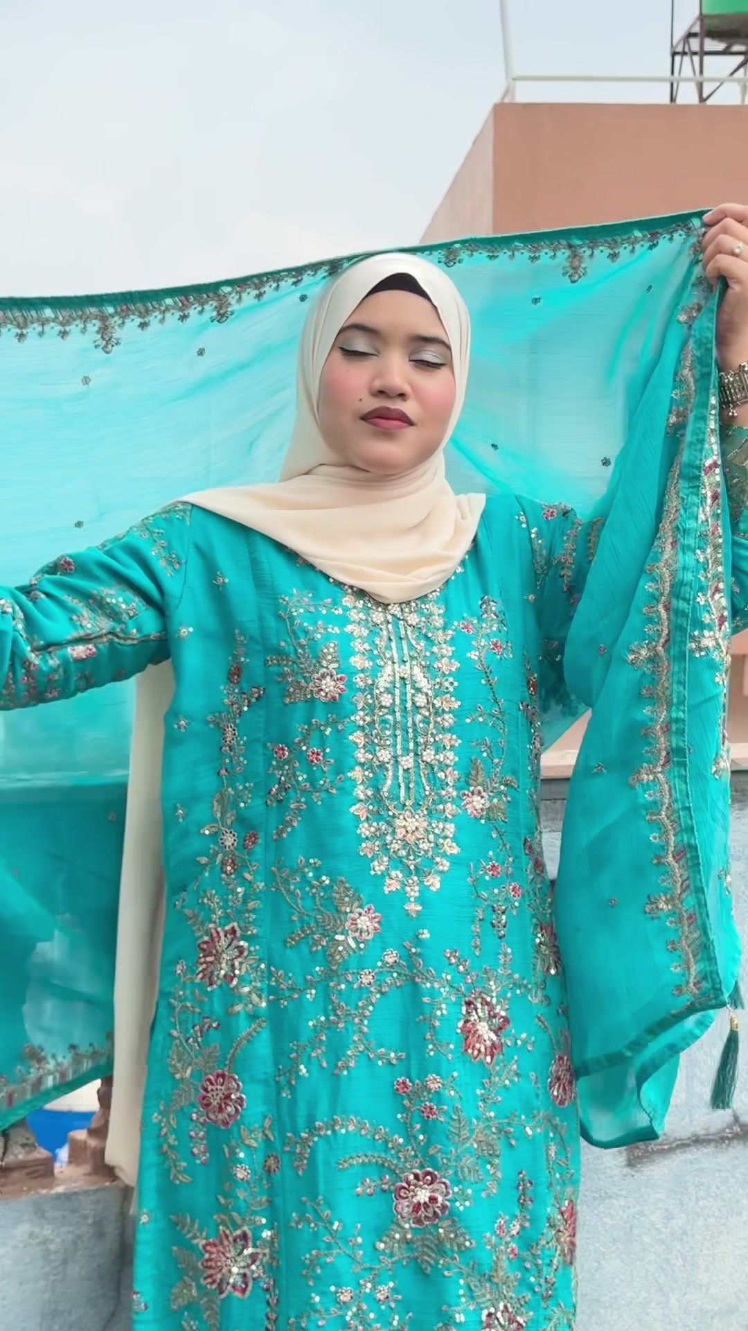 @zainab khan