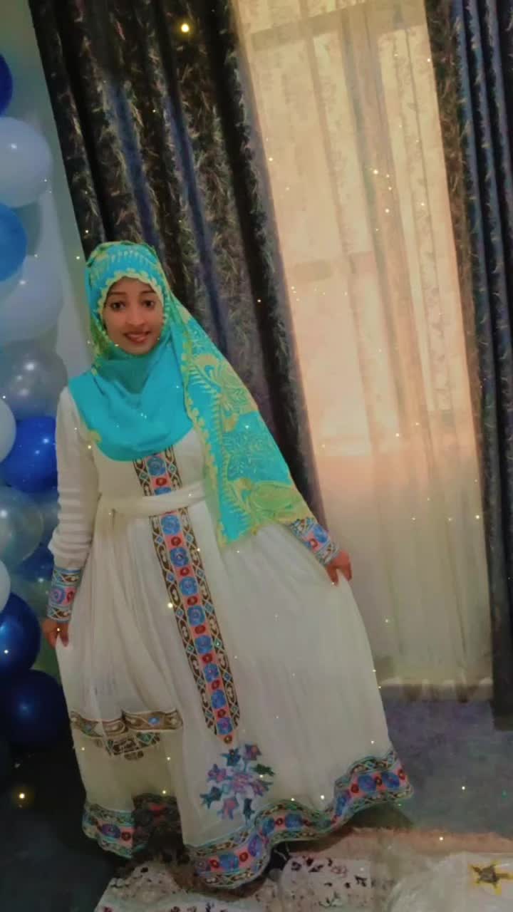 @AMiNA🕊