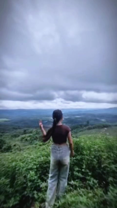 @ສາວມົ້ງບໍແກ້ວ🫰🤣