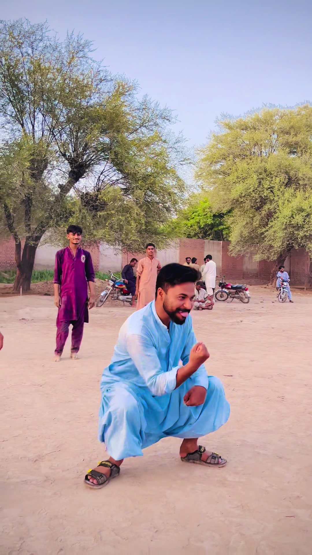 @،،♨️کنیرا🇵🇰سائیں♨️ ،،