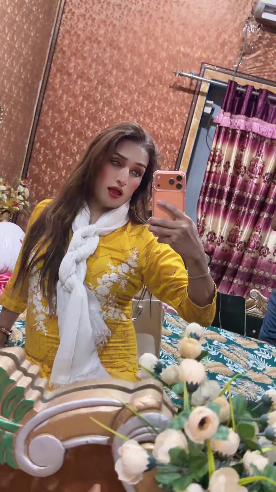 @Kami_Bulbul