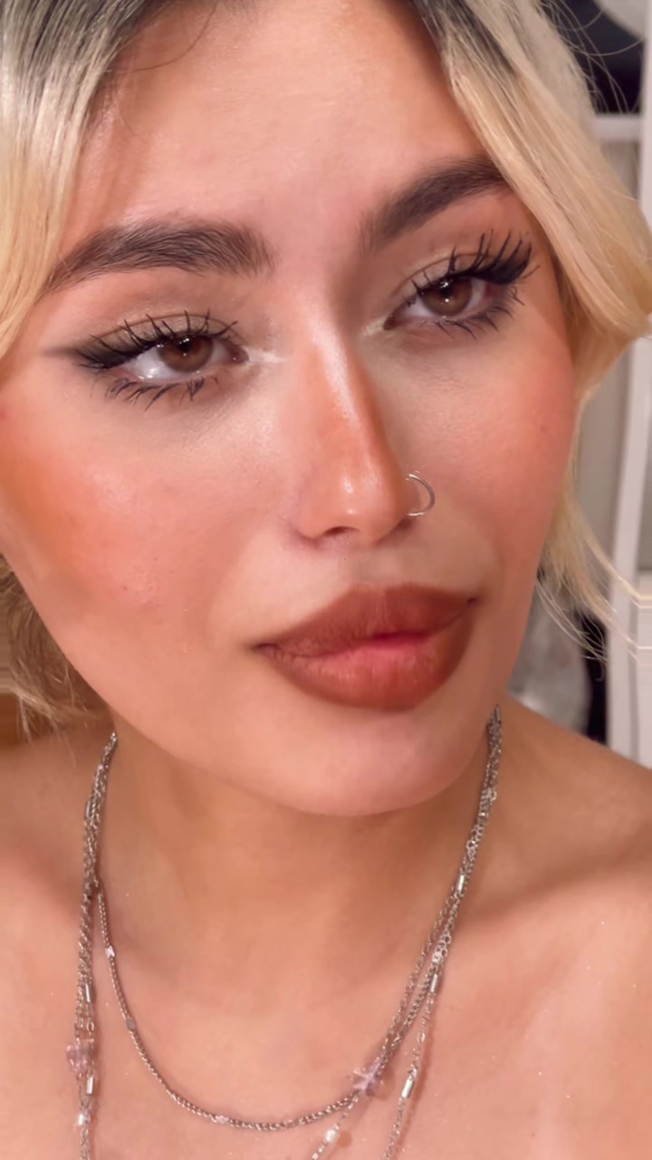 @rozhstorm