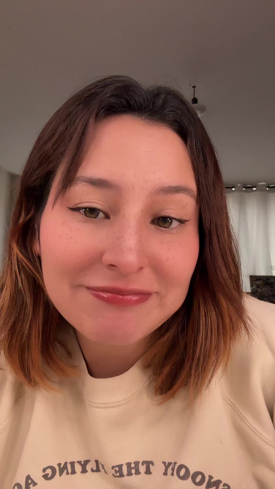 @Moontcerezita