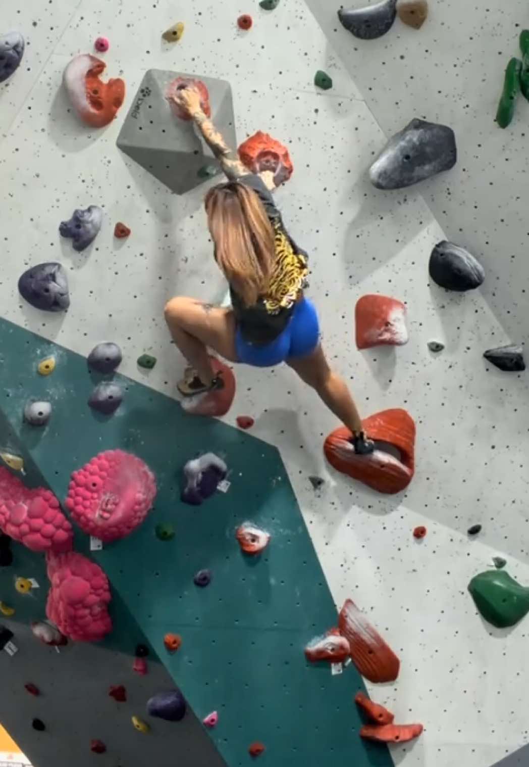 @ClimbwG