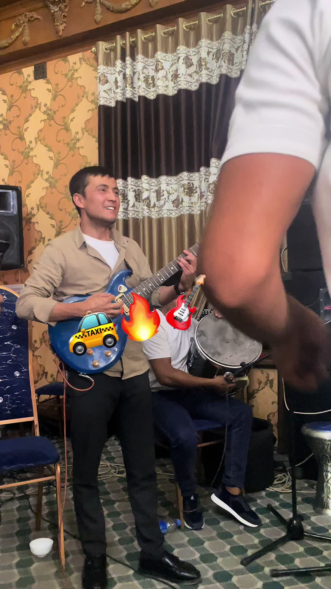 @tillo_guitar