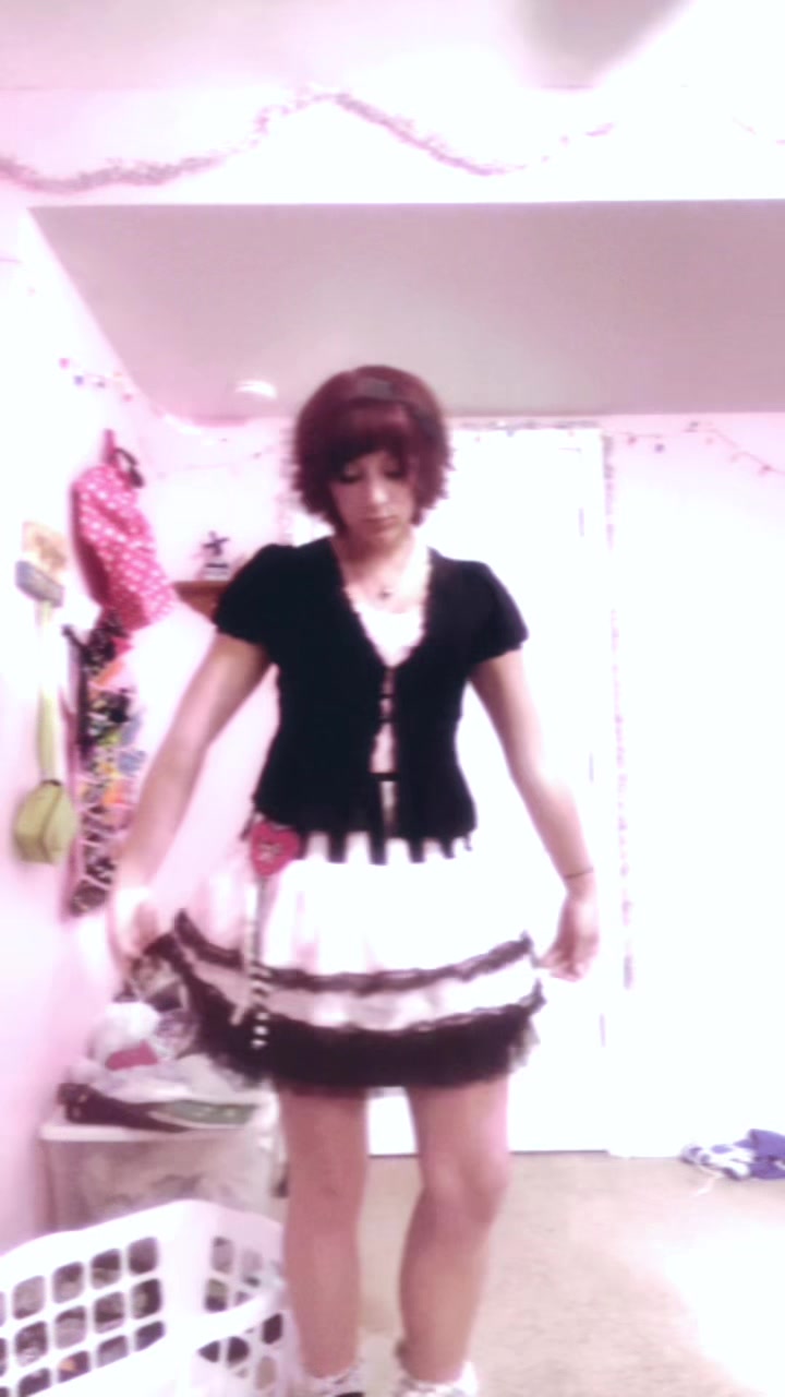 @𝓐𝓊𝓭𝓇𝓮𝓎 𝓚𝒶𝔂 🎼💜🪳