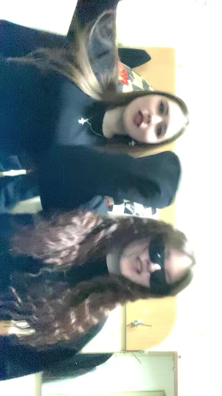 @крутелик