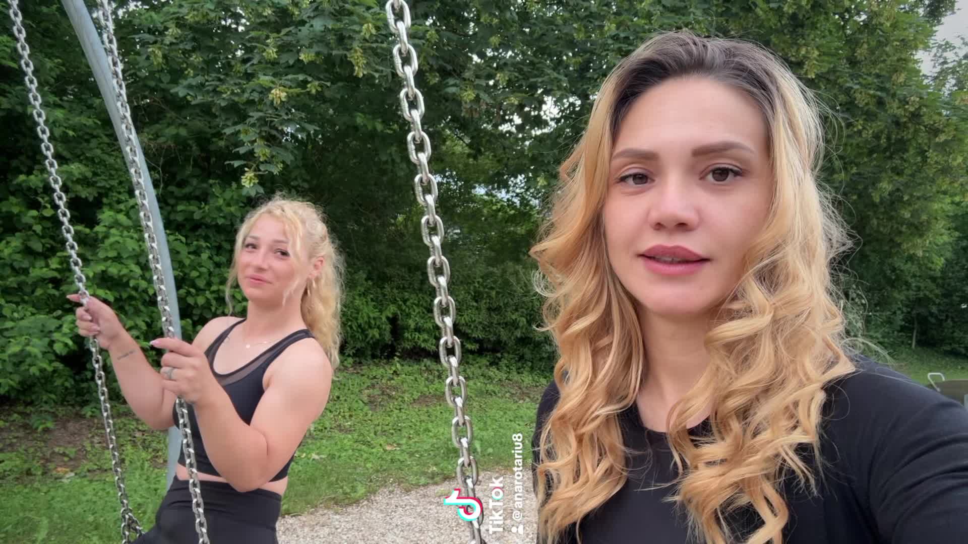 @Ana Rotariu