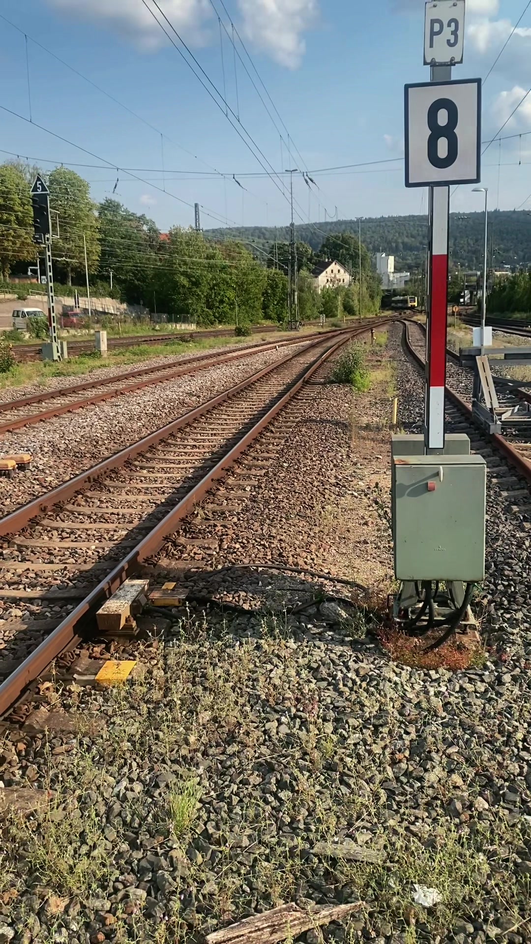 @trainspotterlevi